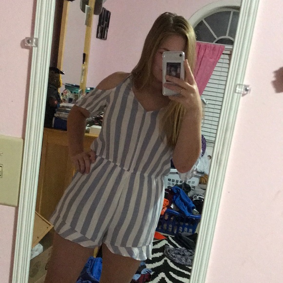 Romper - Picture 4 of 5